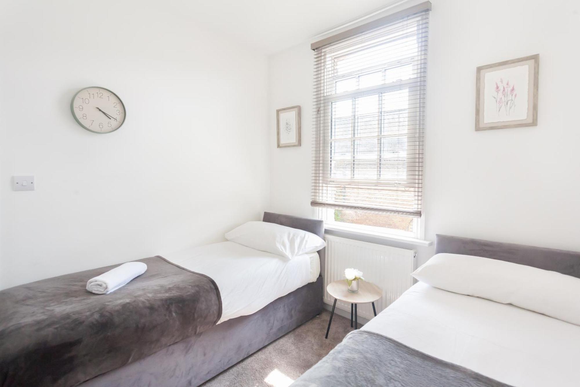 Camden House - Next To Camden Market And Station - Center Pensiune Londra